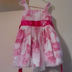Girls dress